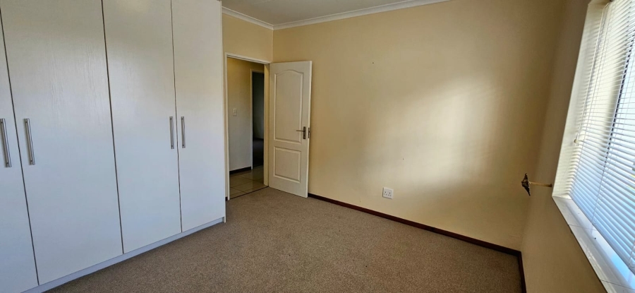 3 Bedroom Property for Sale in Franskraal Western Cape